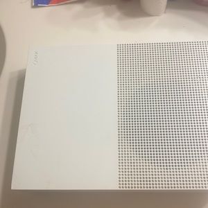 Xbox 1 500gb Mid condition